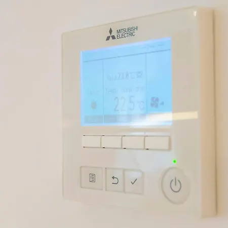 Cozy 4br Sea Views Port Wifi Ac *