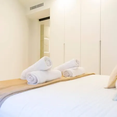 Cozy 4br • Sea Views • Port • Wifi • A/c *