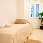 Cozy 4br • Sea Views • Port • Wifi • A/c Apartment