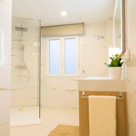 Διαμέρισμα Cozy 4br • Sea Views • Port • Wifi • A/c Denia