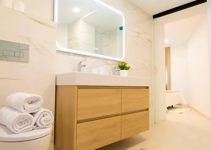 Cozy 4br • Sea Views • Port • Wifi • A/c アパート デニア