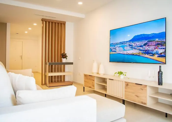 Cozy 4br • Sea Views • Port • Wifi • A/c *