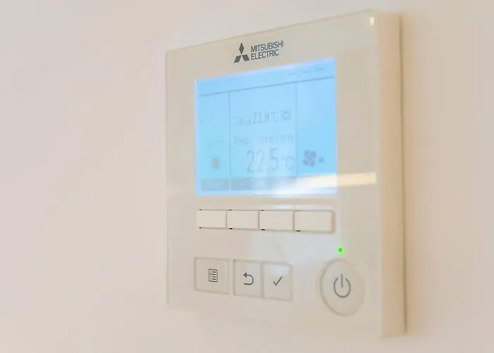 Cozy 4br • Sea Views • Port • Wifi • A/c *