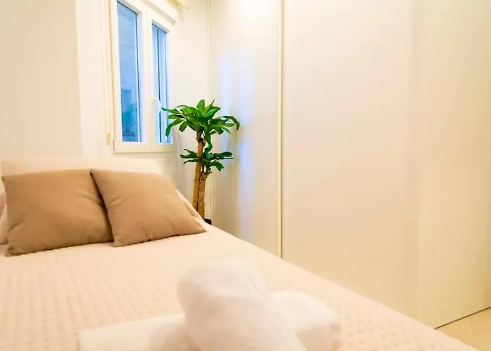 Cozy 4br • Sea Views • Port • Wifi • A/c דניה