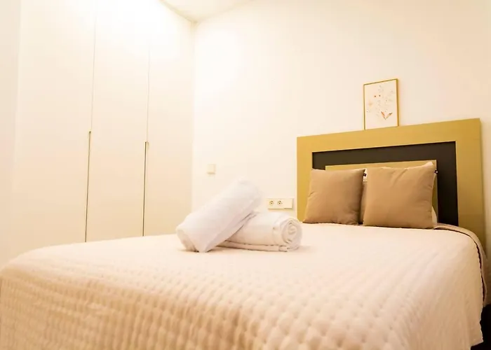 דירה Cozy 4br • Sea Views • Port • Wifi • A/c דניה