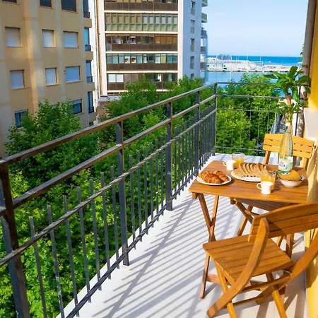 Cozy 4br • Sea Views • Port • Wifi • A/c * Denia
