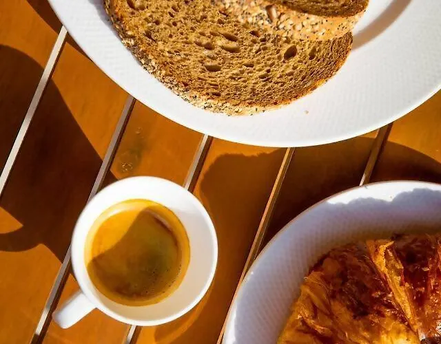 Cozy 4br • Sea Views • Port • Wifi • A/c Денія