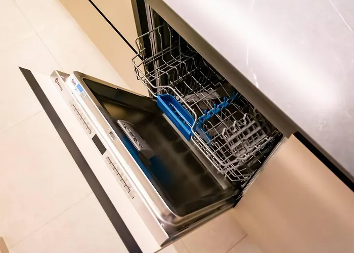 Cozy 4br • Sea Views • Port • Wifi • A/c * Денія